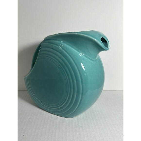 Fiesta 60th Anniversary Fiestaware Turquoise Large Disc Pitcher 67oz 7.5” - Picture 6 of 7